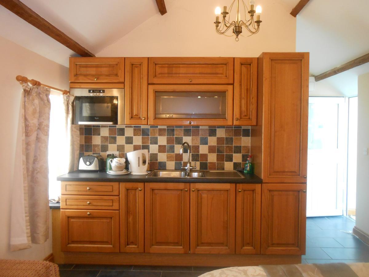 Lletygwilym, Heol Dwr Bed & Breakfast Kidwelly ภายนอก รูปภาพ